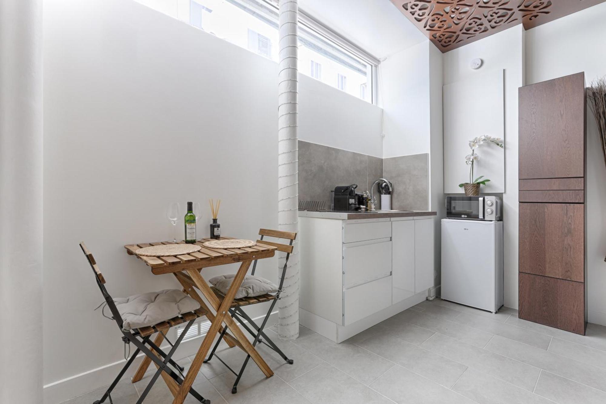 Mykeypers - Lovely Studio With Jacuzzi París Exterior foto