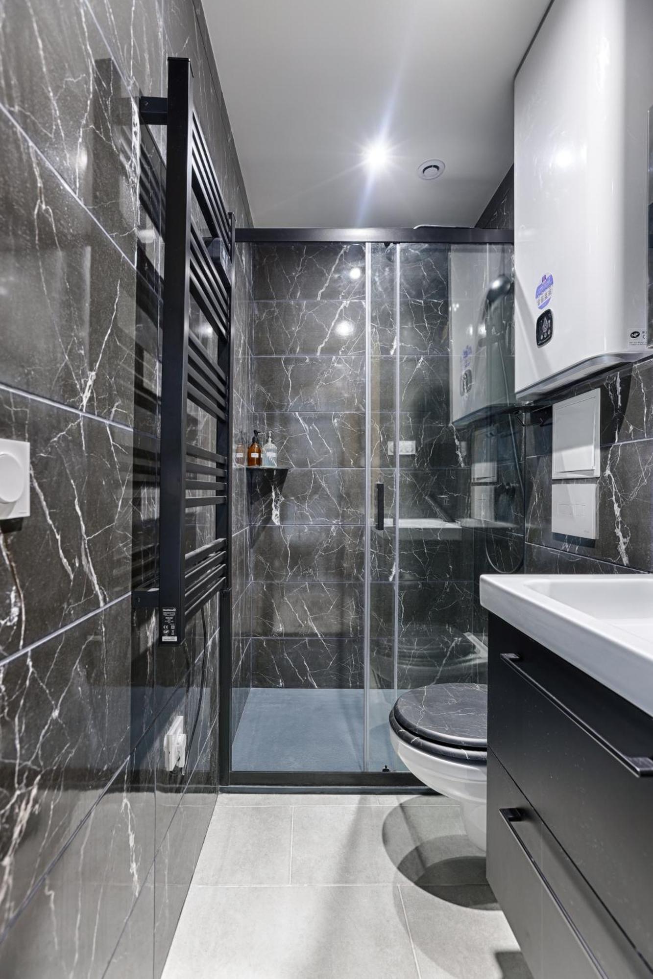 Mykeypers - Lovely Studio With Jacuzzi París Exterior foto